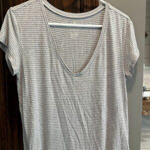 American Eagle Soft & Sexy Tee